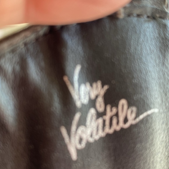 Very Volatile Gray women’s boots Size 10M - Picture 11 of 11